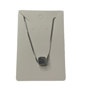 Silver gem necklace